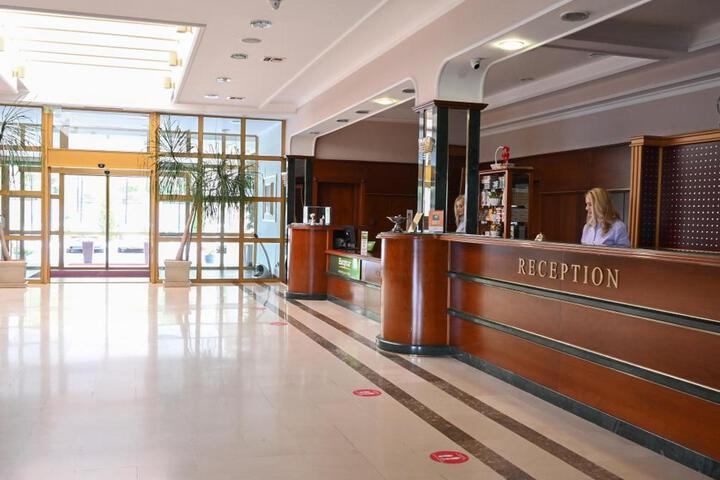 Hotel Interior 4 of 96