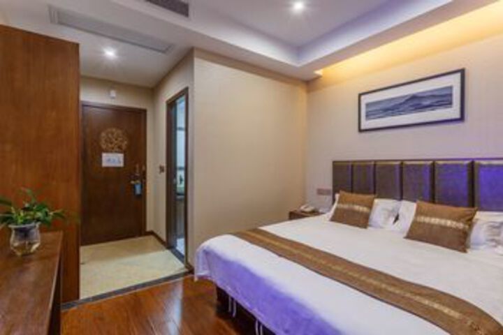 Room 18 of 67