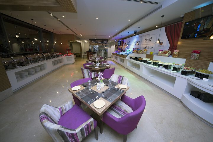 Dining 89 of 106