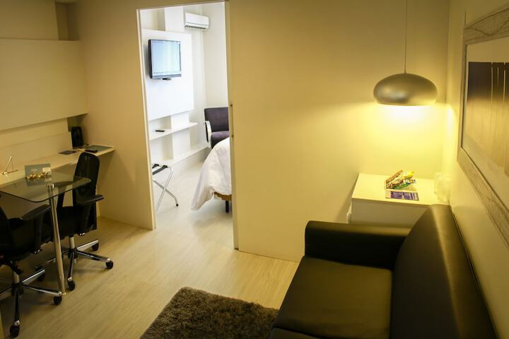 Room 4 of 35