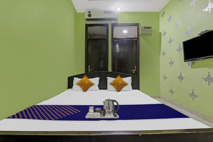 SPOT ON 700802 Hotel Durga Shiv