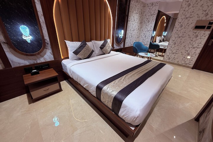 Room 41 of 74