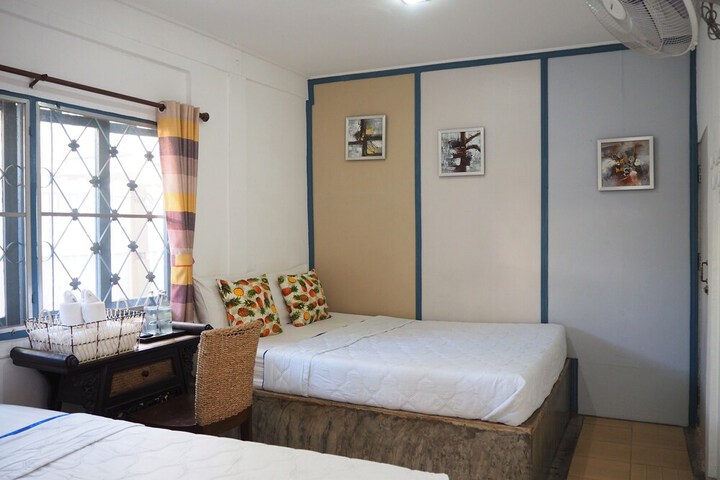 Room 19 of 82