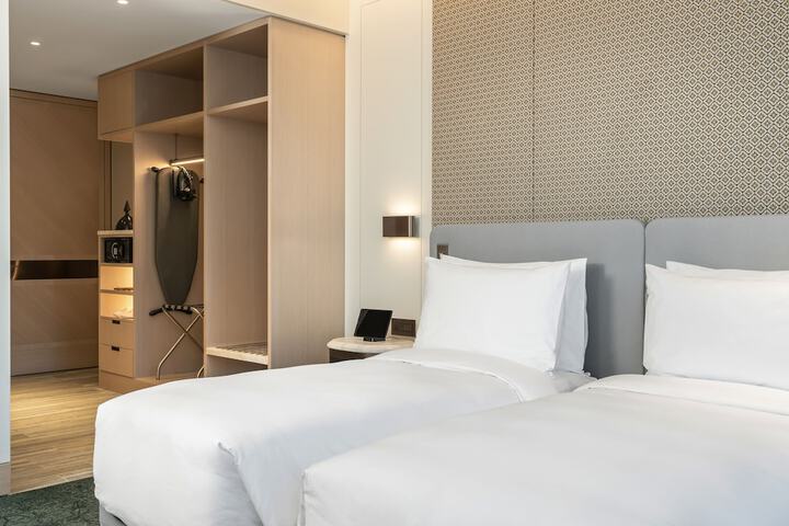 Room 29 of 107