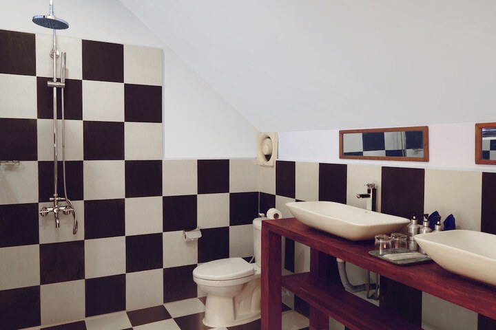 Room 48 of 135