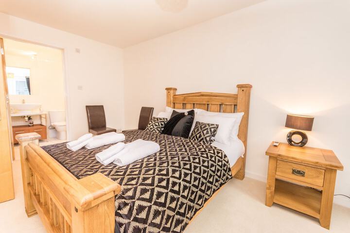 Room 9 of 29
