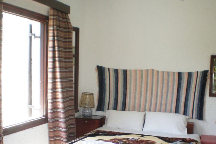 Room 28 of 79