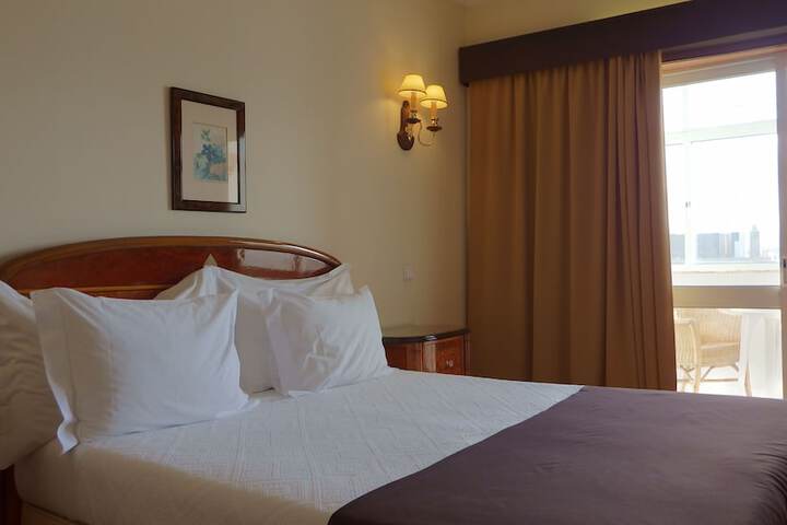 Room 4 of 88