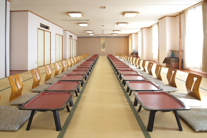 Ballroom/Hall 25 of 36