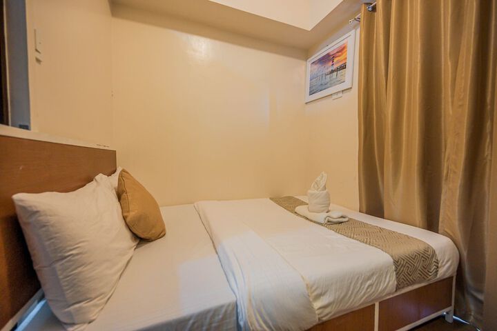 Room 144 of 224