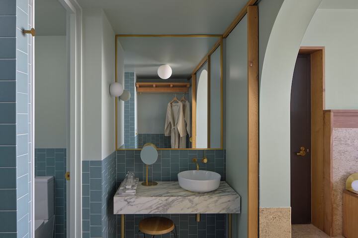 Clean Restrooms