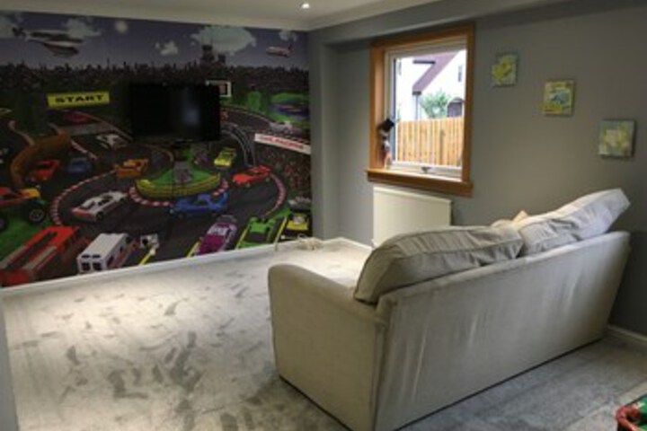 Room 25 of 28