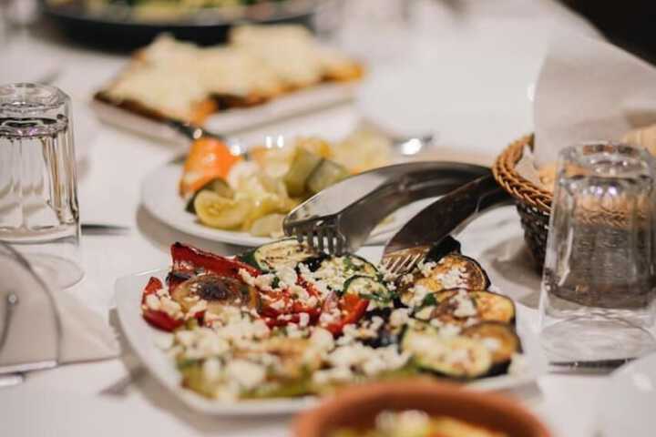 Dining 120 of 132