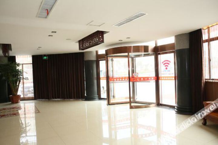 Hotel Interior 22 of 40