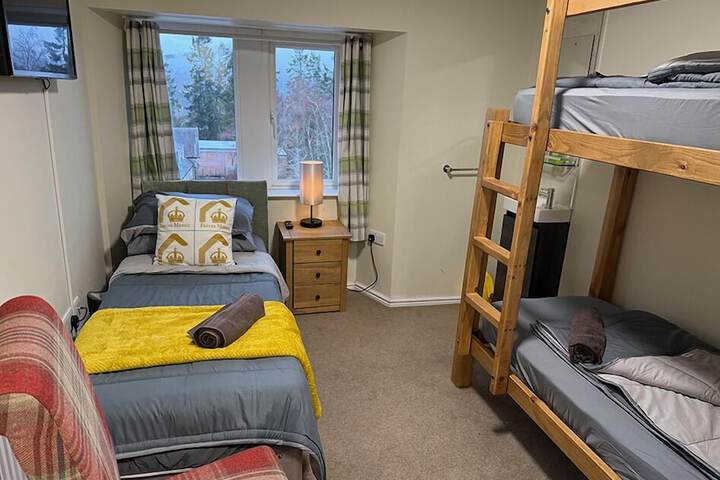Room 7 of 89