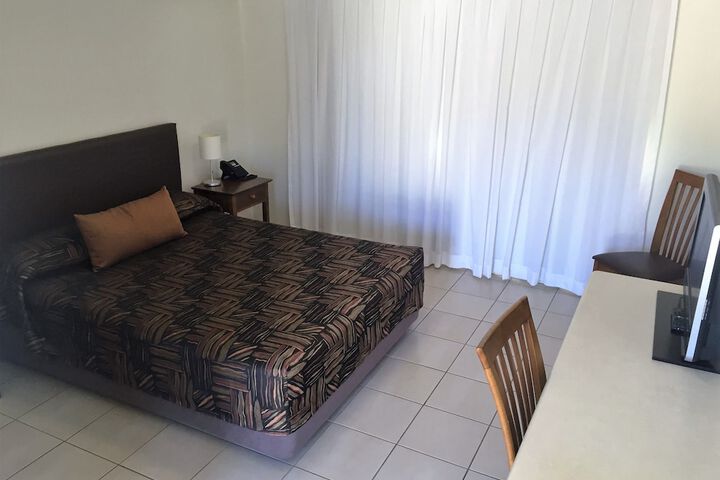 Room 3 of 21