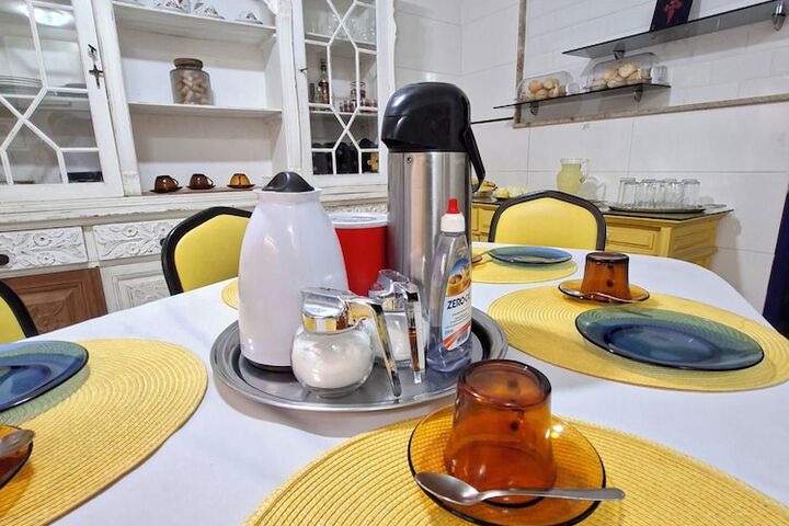 Breakfast/Coffee Service 76 of 91