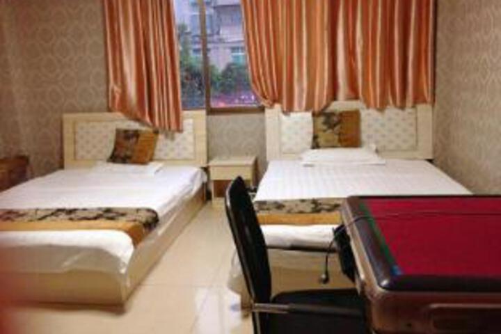 Room 3 of 5