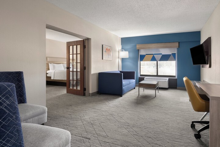 Room 14 of 49