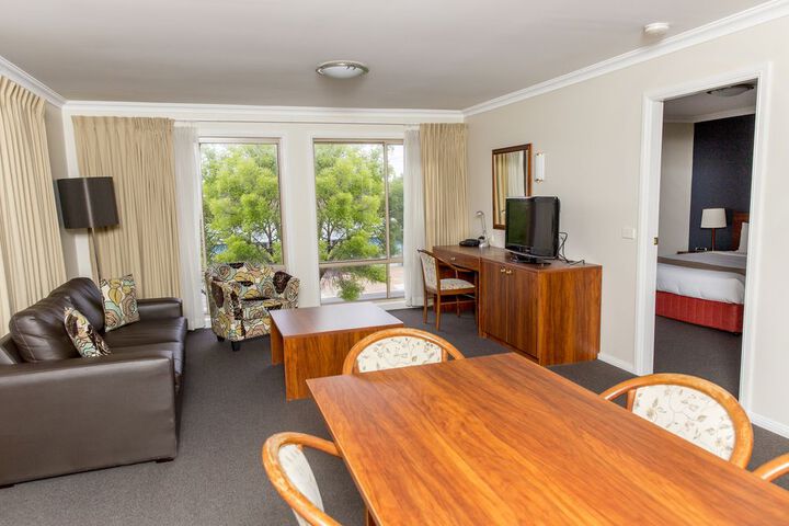 Room 43 of 136