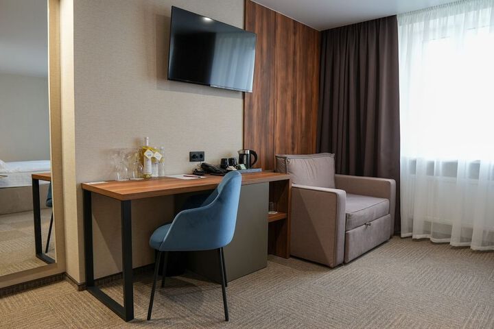 Room 35 of 67