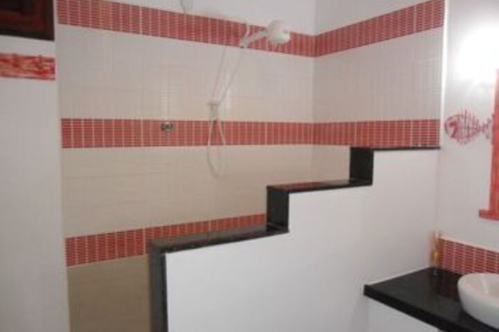 Room 27 of 177