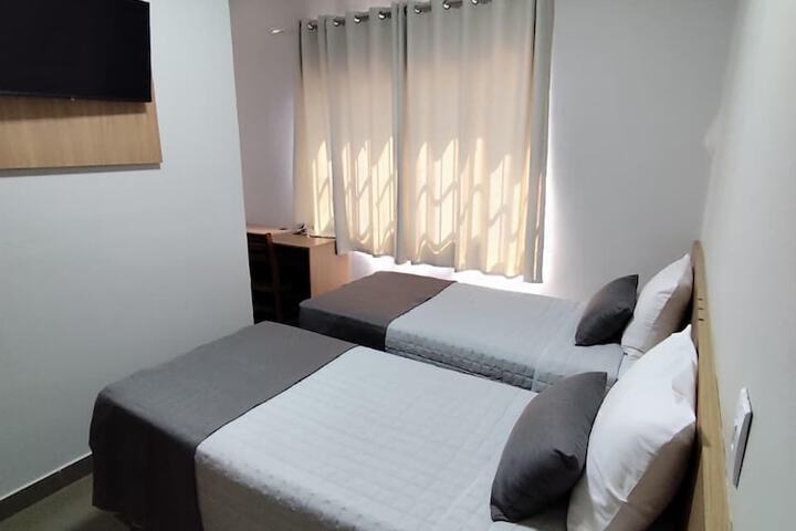 Room 3 of 34