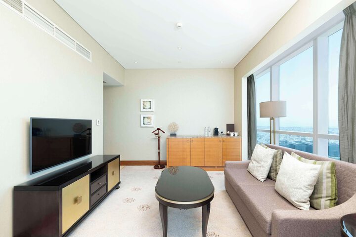 Room 25 of 103