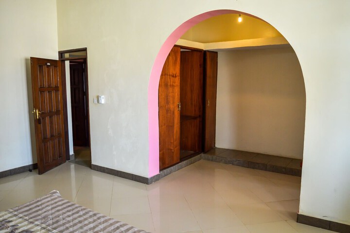 Room 6 of 36