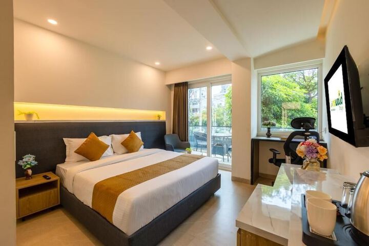 Room 17 of 29