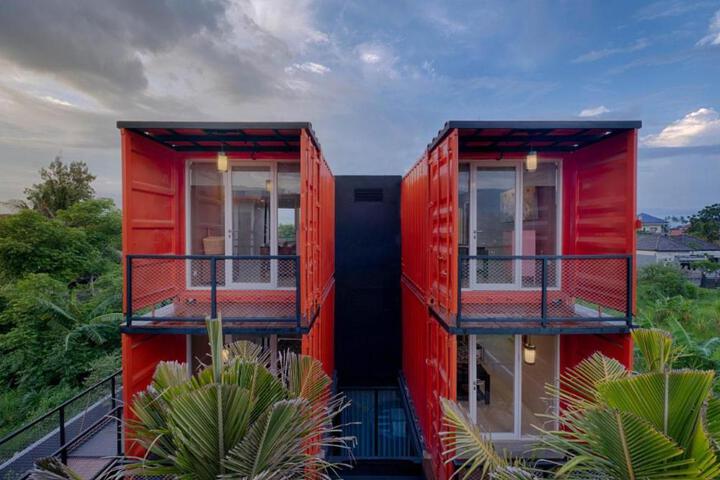 Image of CUBI HAUS LOVINA