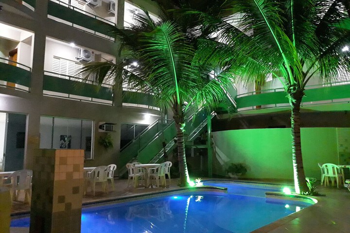 Pool 16 of 42