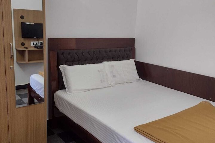 Room 3 of 22
