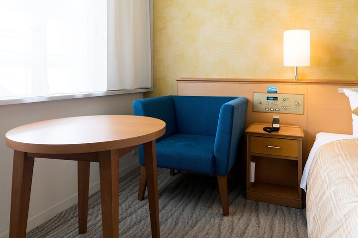 Room 25 of 86