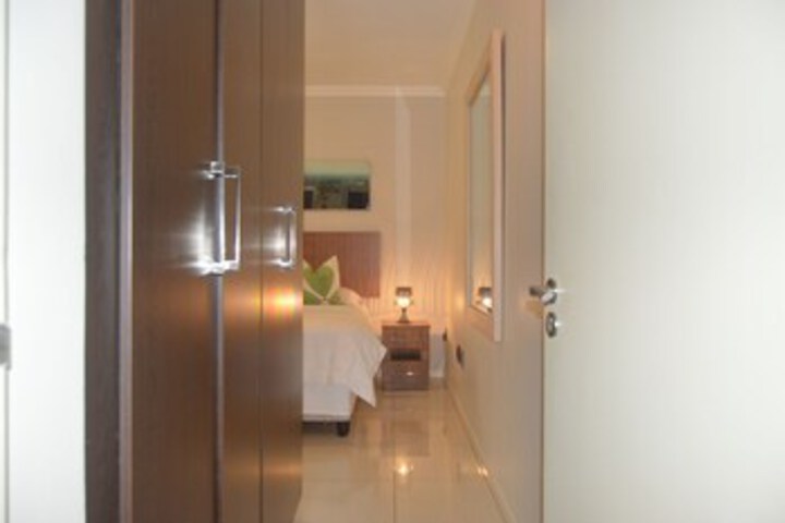 Room 7 of 51