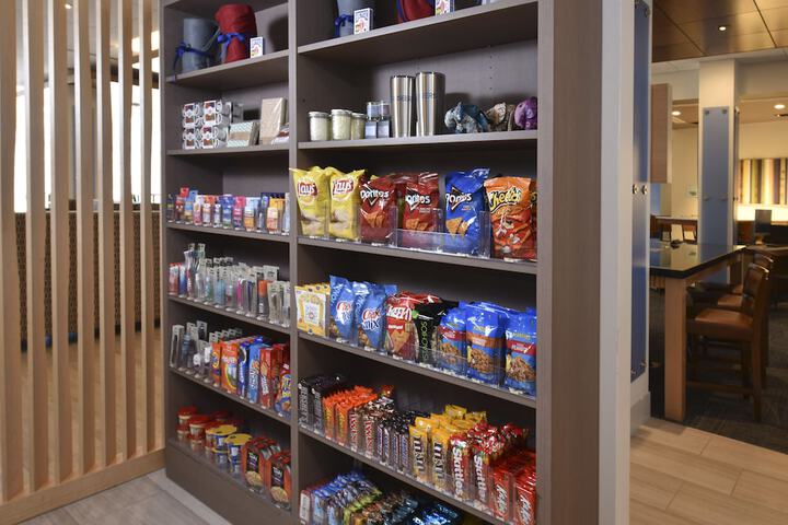 Snack bar