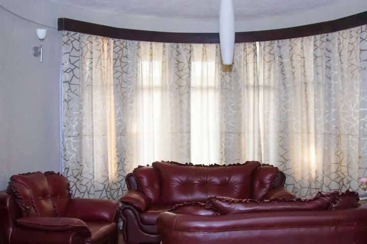 Room 6 of 24