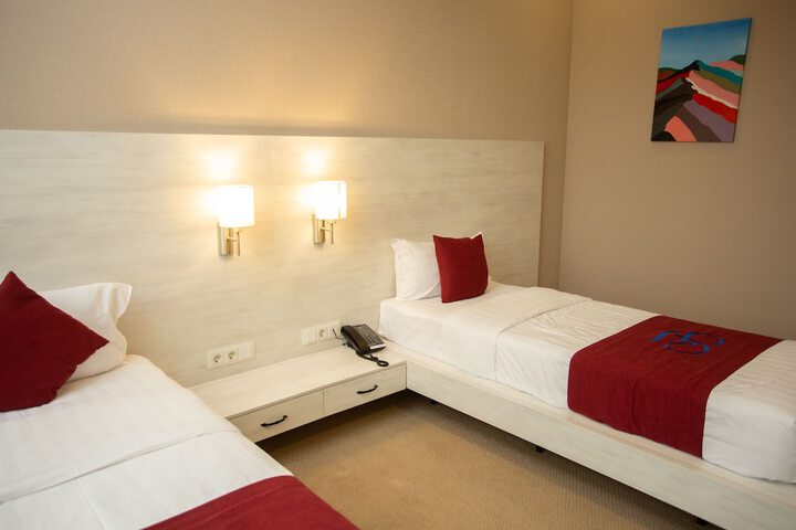 Room 30 of 119