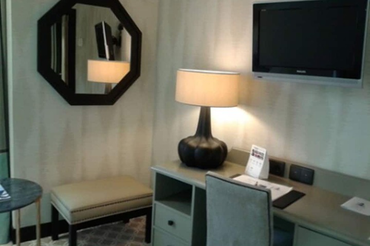 Room 31 of 138