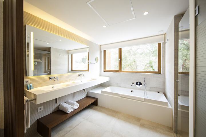 Bath Interior