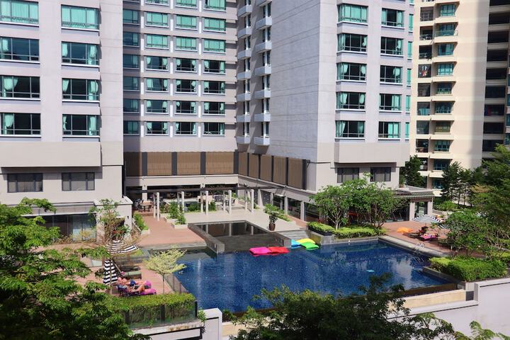 Hotel with Pool
