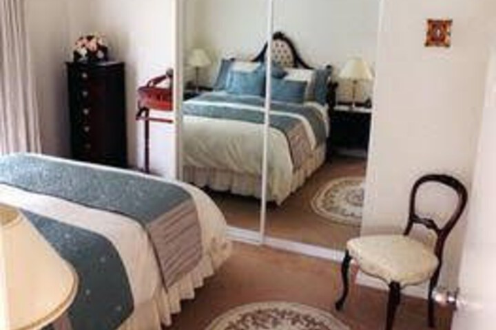 Hotel Exterior 15 of 23