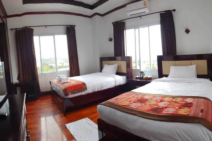 Room 5 of 49