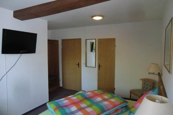 Room 26 of 50