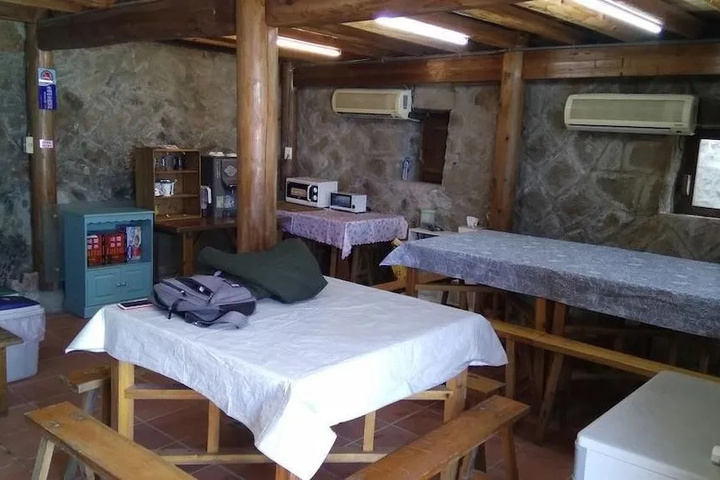 Room 2 of 5