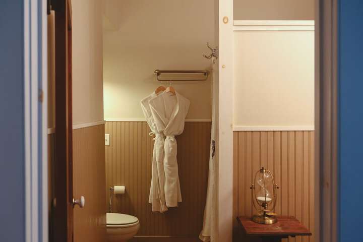 Room 43 of 52