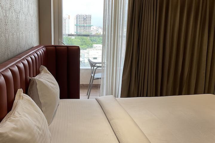 Room 11 of 31