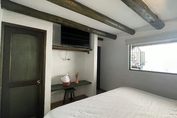 Room 17 of 57
