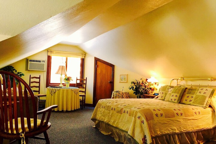 Room 12 of 57