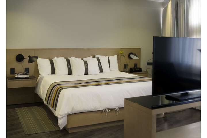 Room 9 of 47